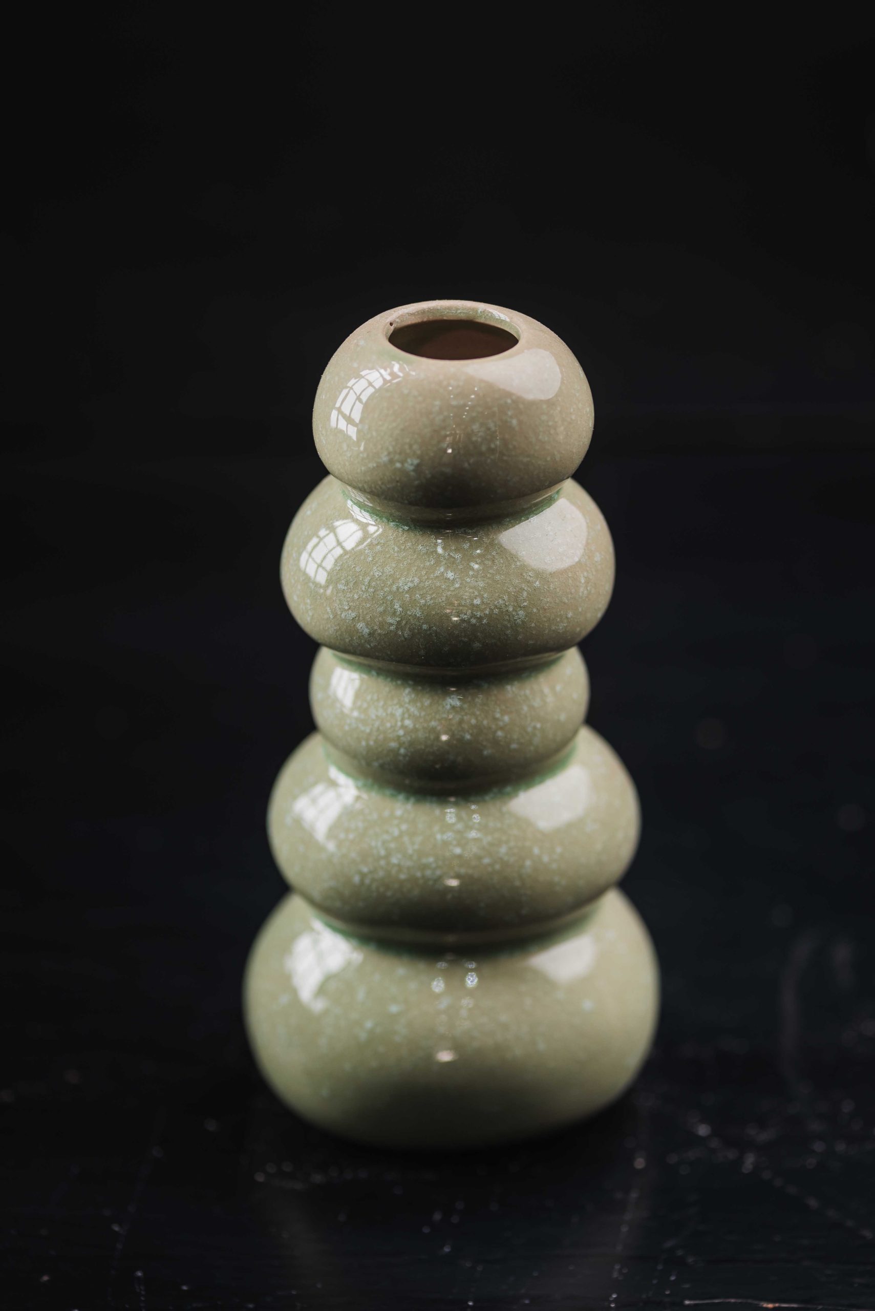 Κεραμικό Βάζο Βότσαλο Απαλή Χακί/Λαδί Απόχρωση