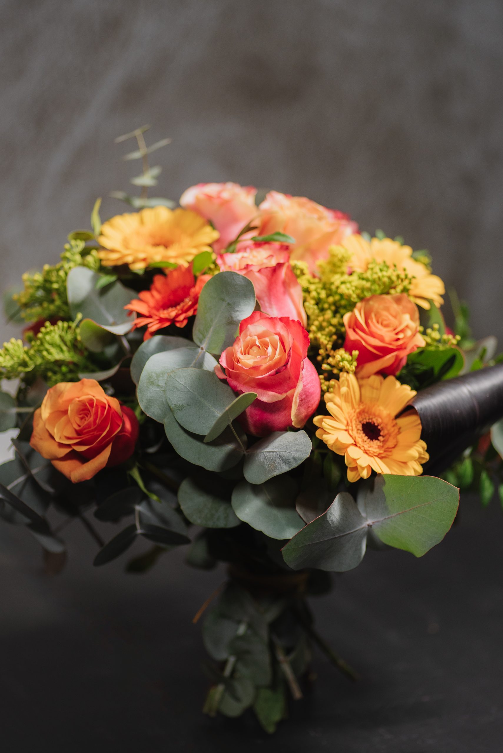 Luminous Affection | A bouquet of grace - Image 3