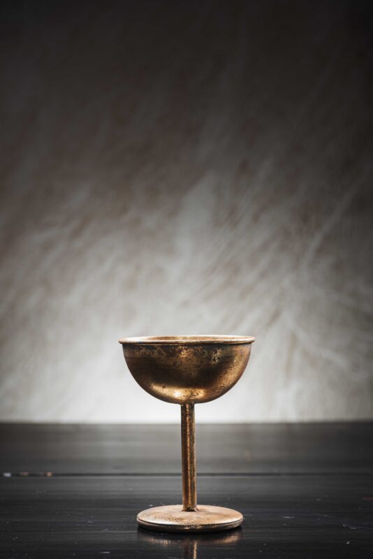 Μεταλλικό Κηροπήγιο Αντικέ Χρυσό